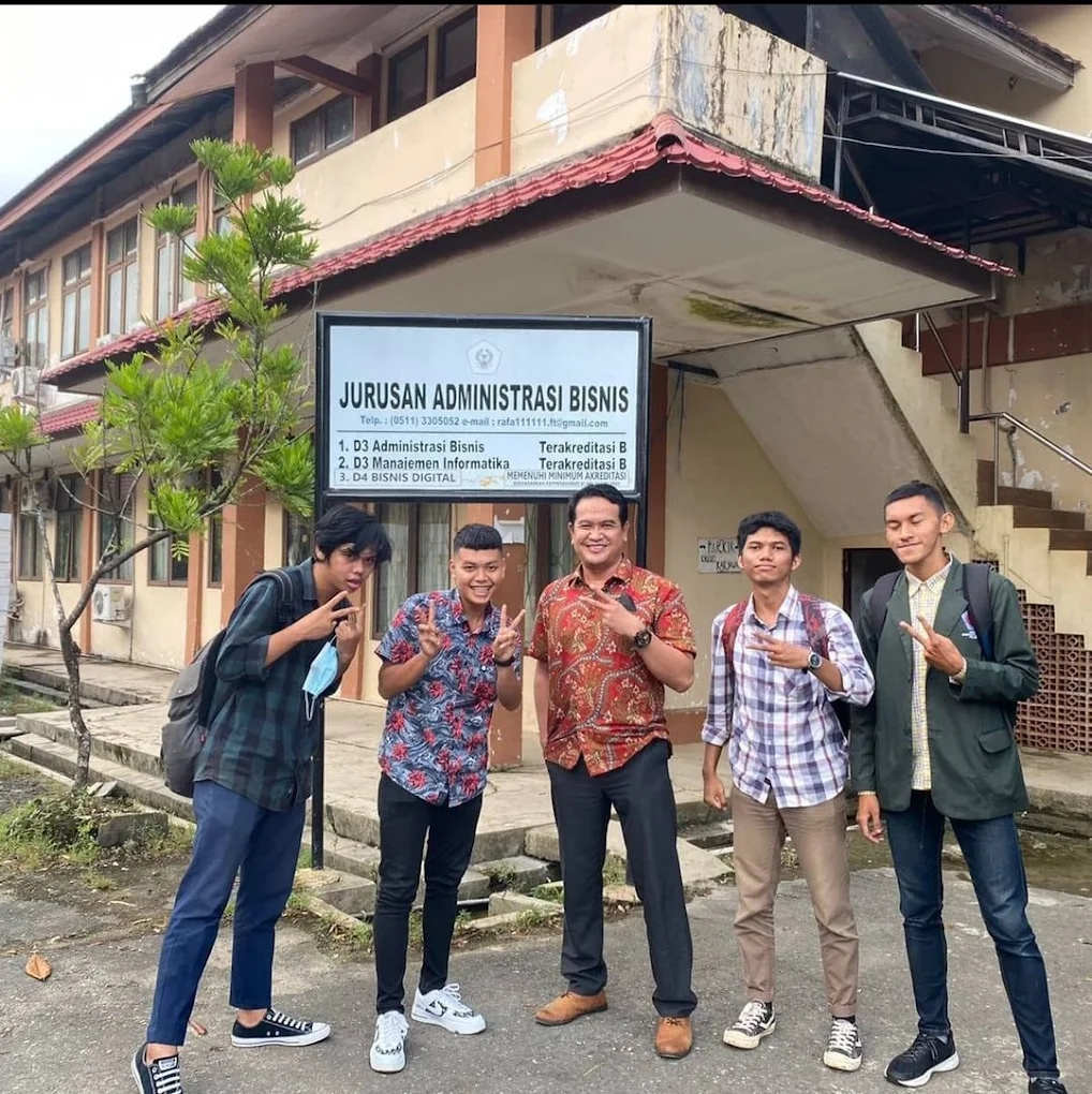 Komunitas mahasiswa D4 Bisnis Digital Poliban